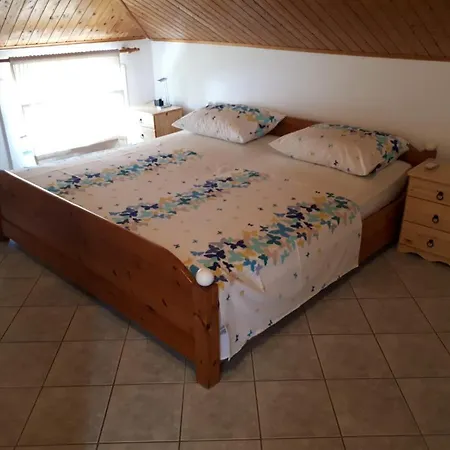 Manda & Marko Juric 3* Seline