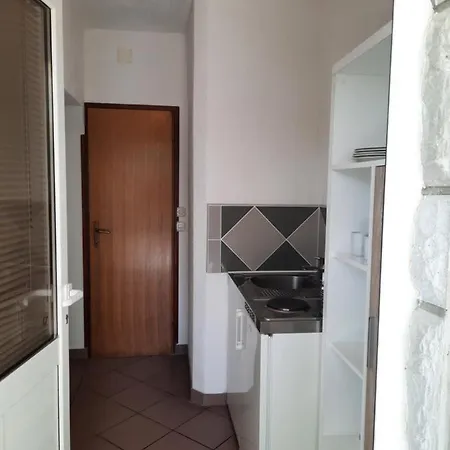 Manda & Marko Juric Guest house