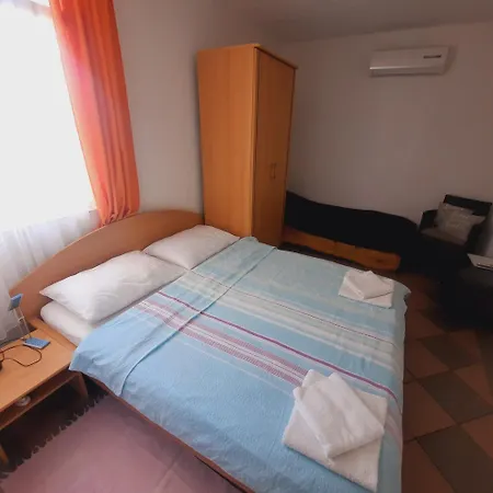 Manda & Marko Juric Seline