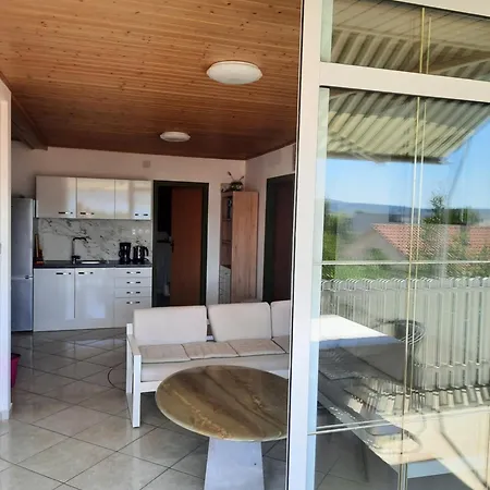 Manda & Marko Juric Gostinjska kuća 3*