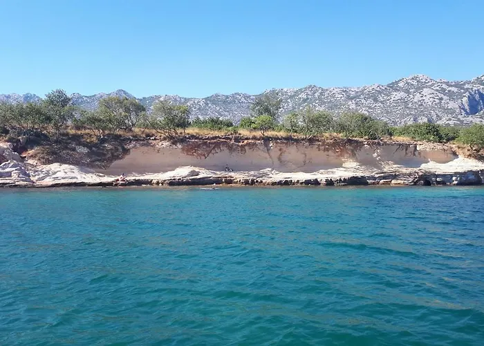 Manda & Marko Juric 3*