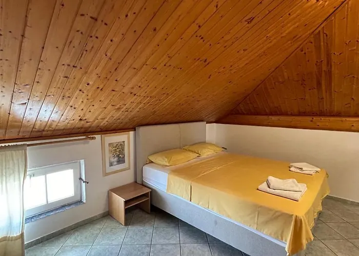 Manda & Marko Juric 3*